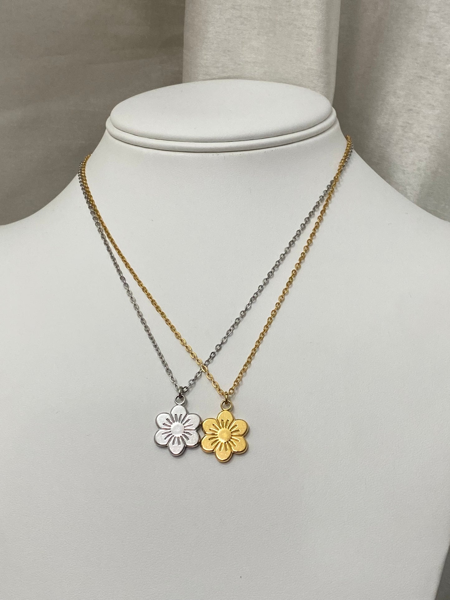 You’re Beautiful Necklace | Noa Collection