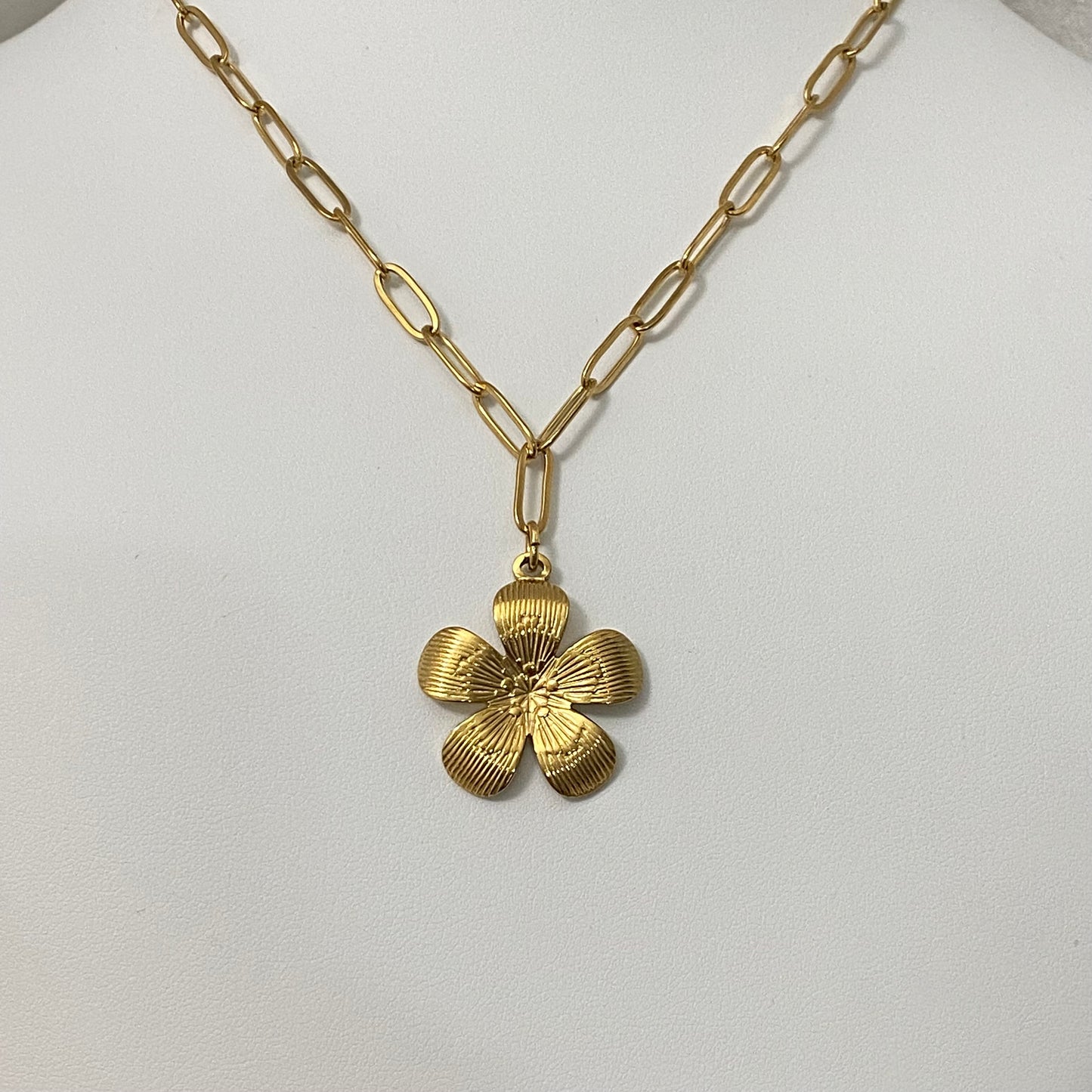 Beach Flower Necklace