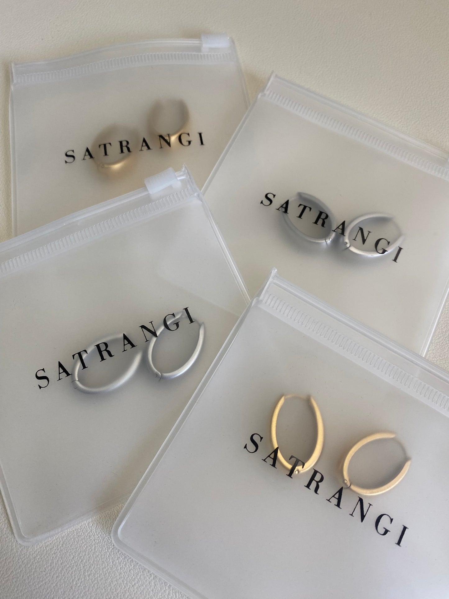 Aura Hoops