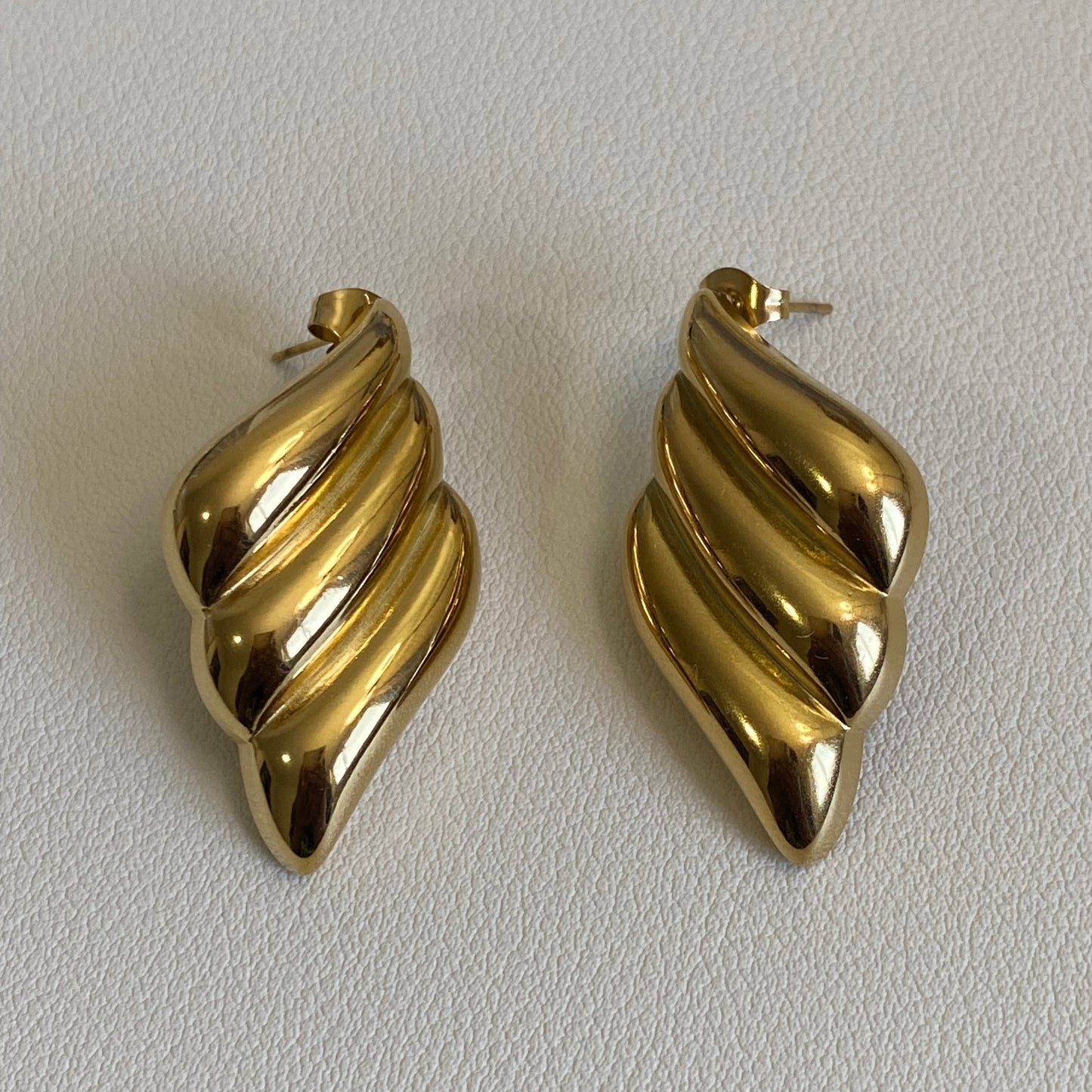 Psyche Studs