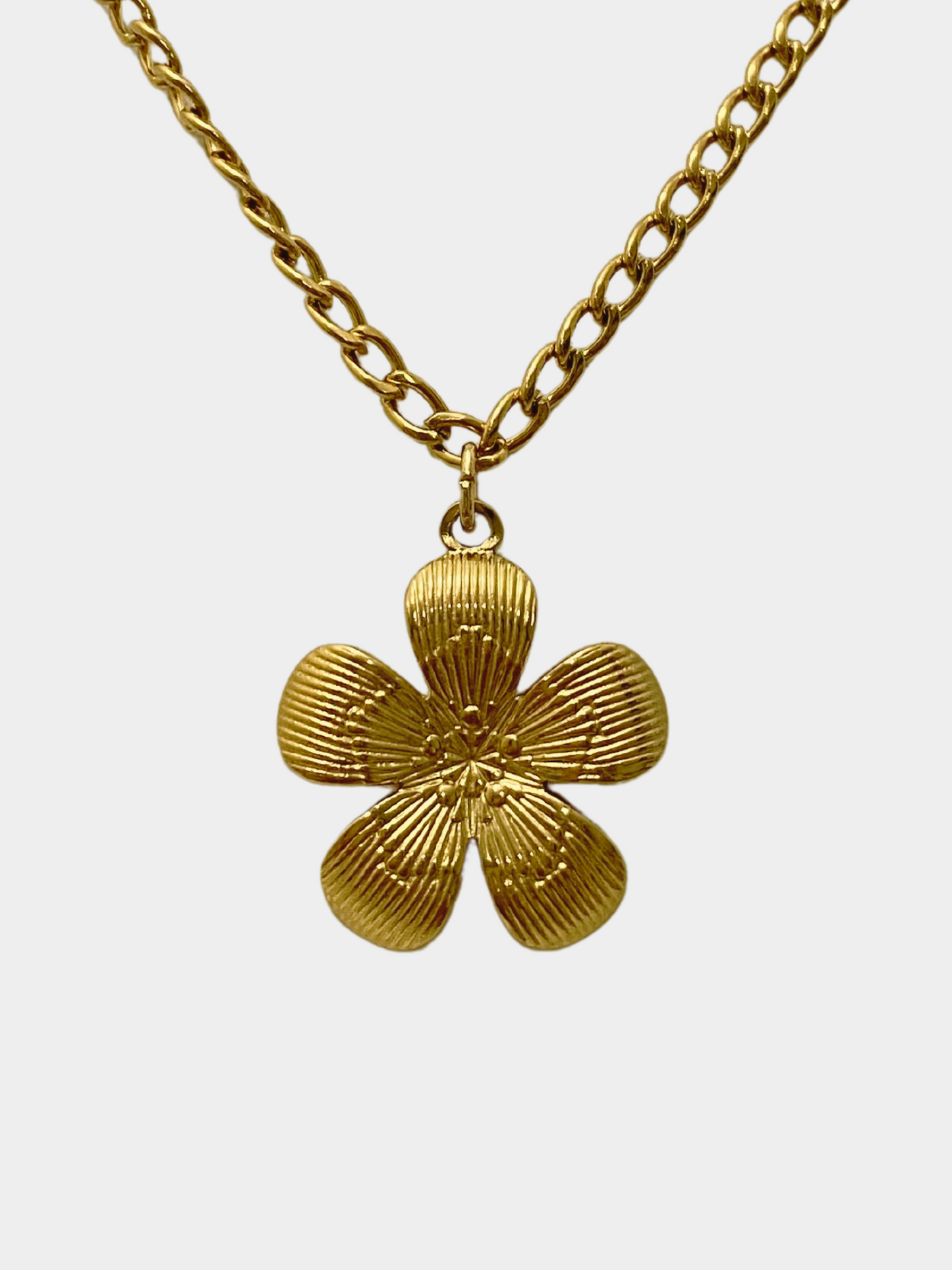 Fleur de Plage Necklace