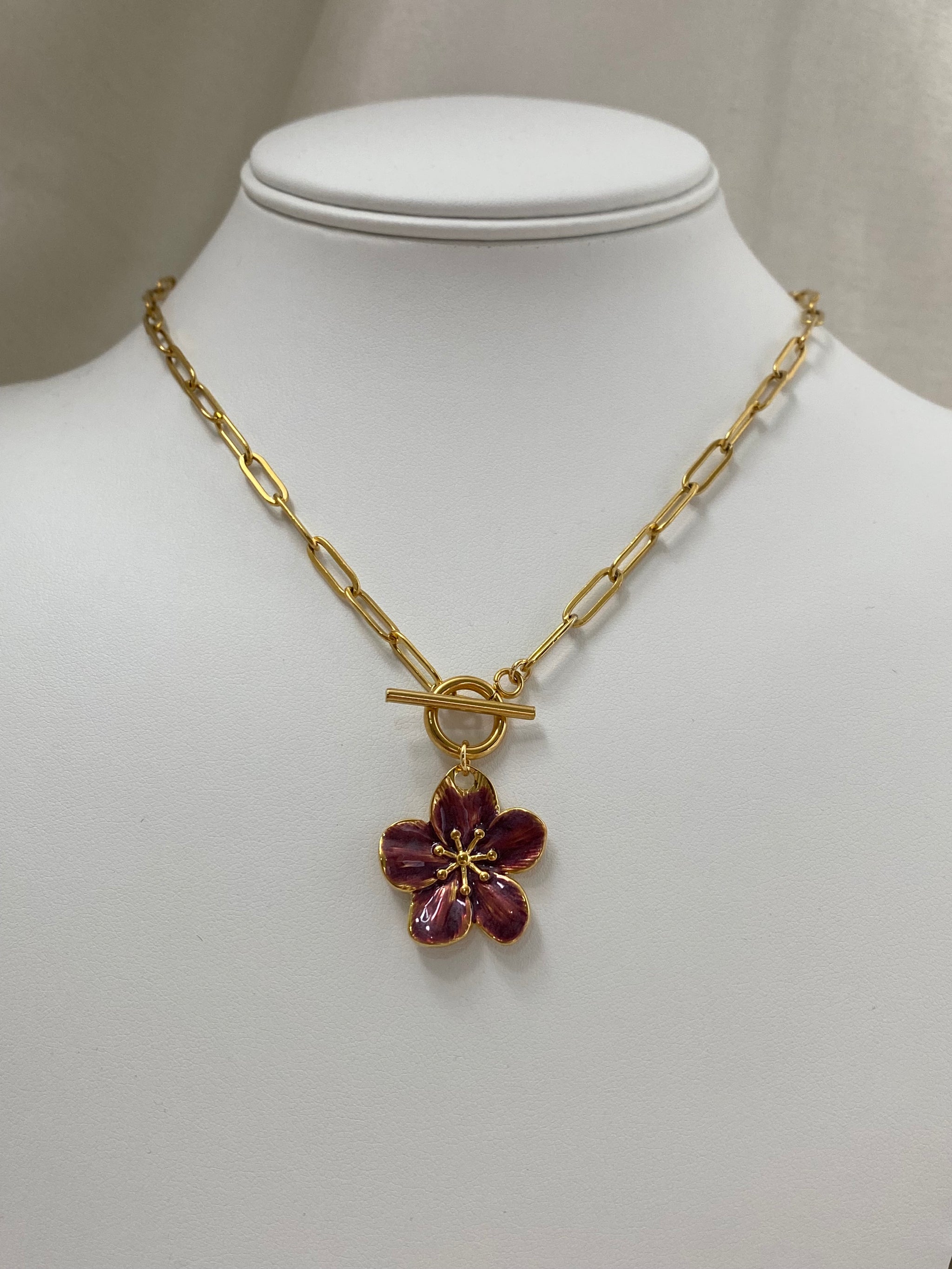 Sangria Beach Flower Necklace