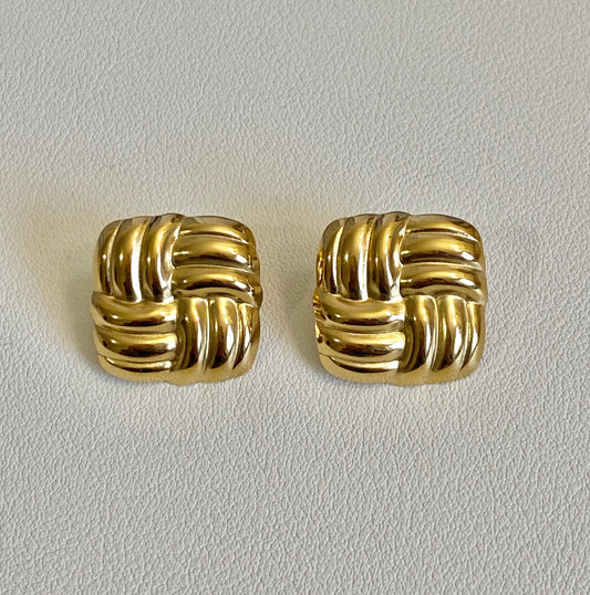 Hatori Studs