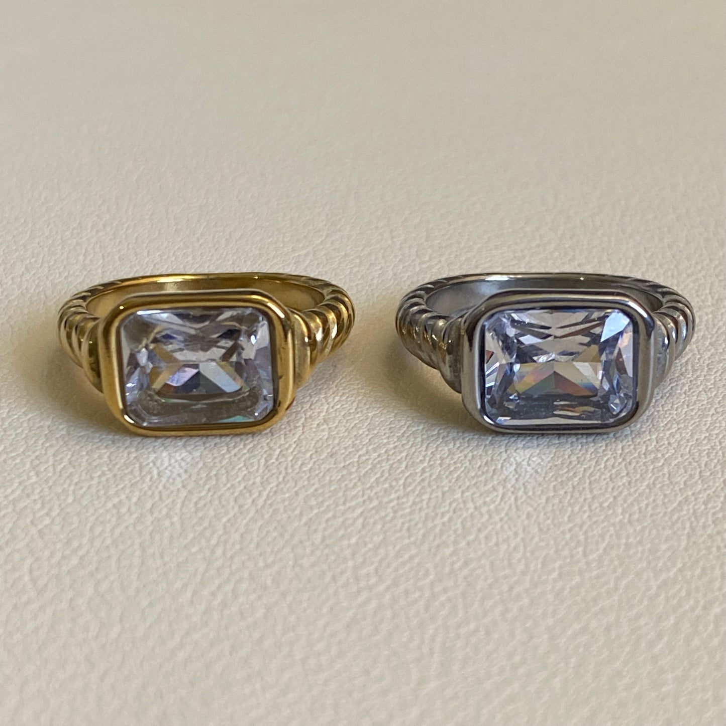Gemlet Ring