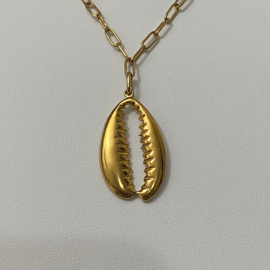 Flat Conch Necklace