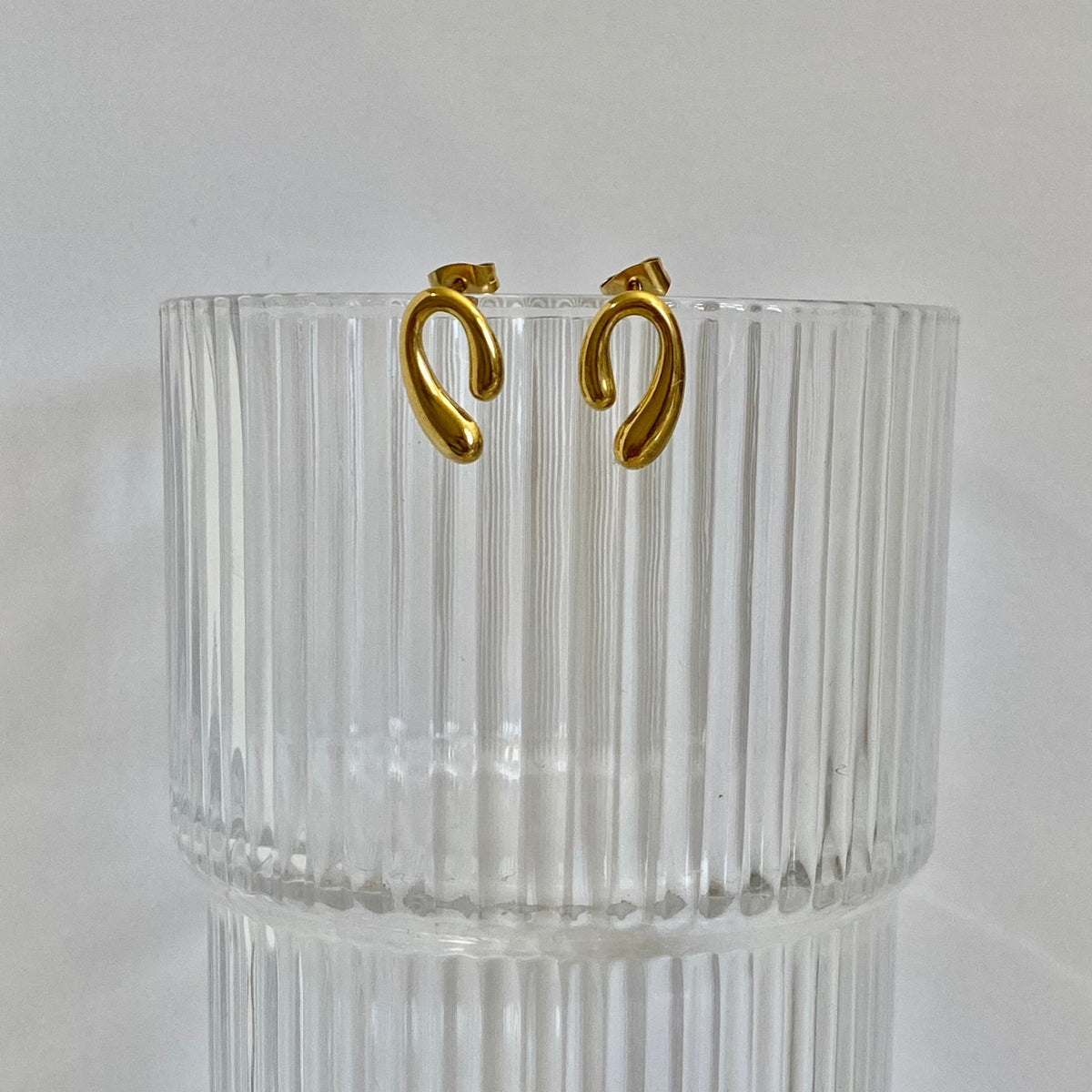 Wishbone Studs