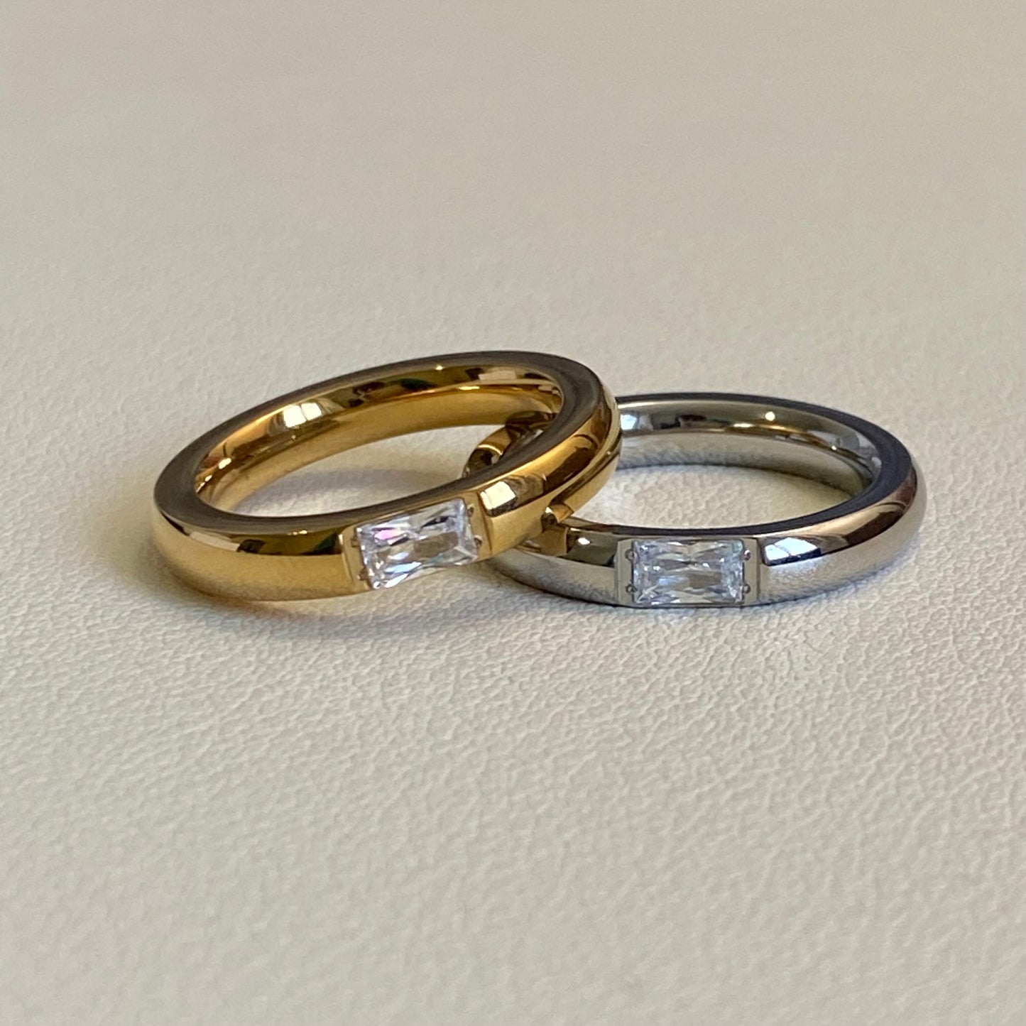 Suave Ring