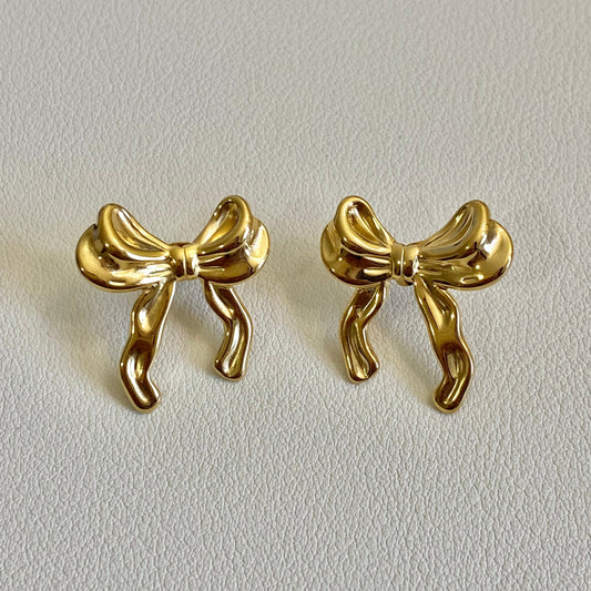 Stella Bow Studs