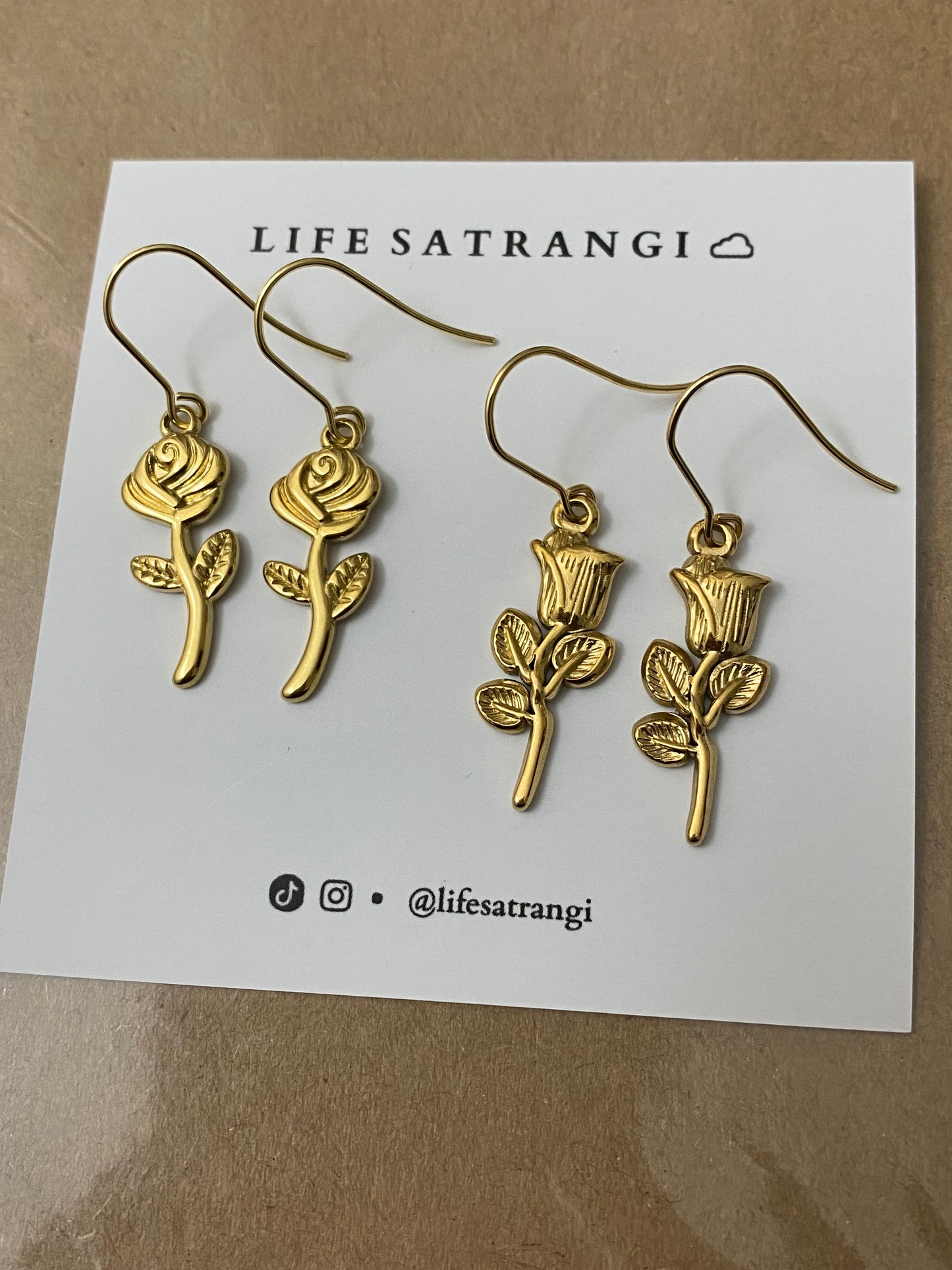 Soft Rose Earrings in Gold