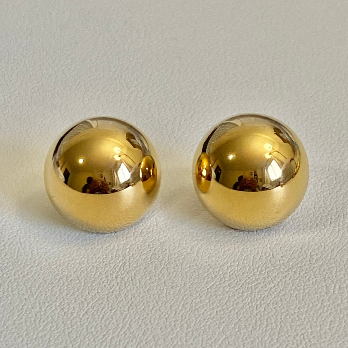 Cloco Studs