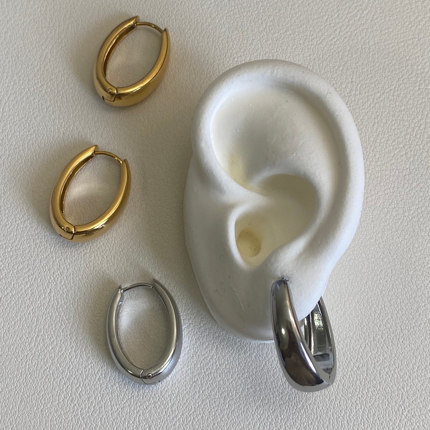 Aura Hoops
