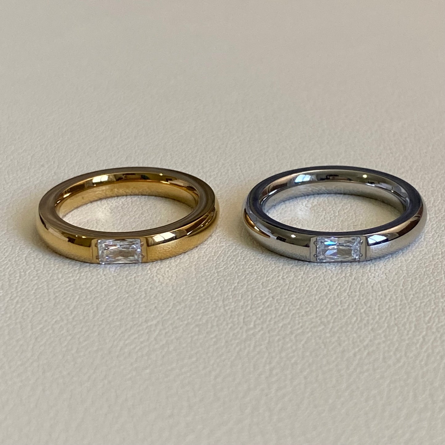 Suave Ring