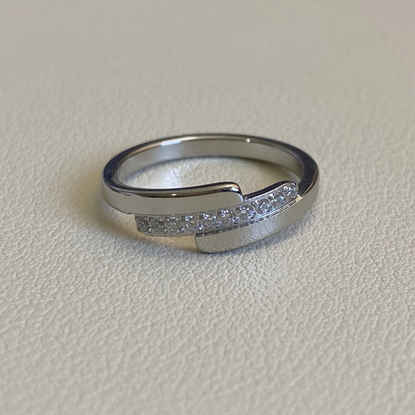 Breeze Ring
