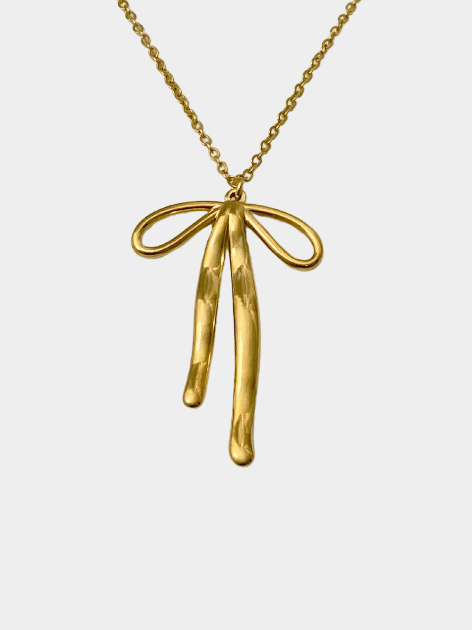 Big Bow Necklace in Gold