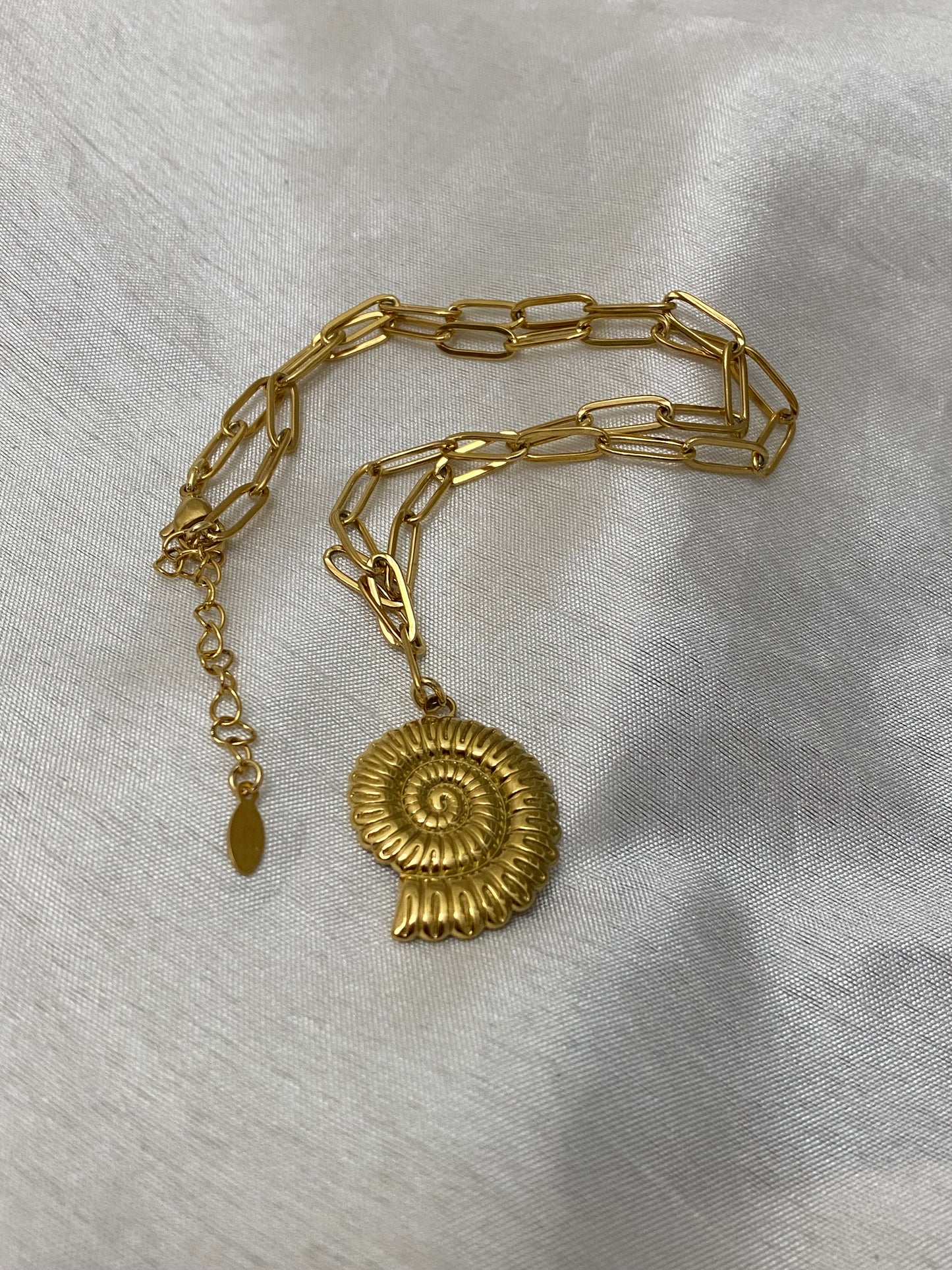 Ancient Conch Necklace